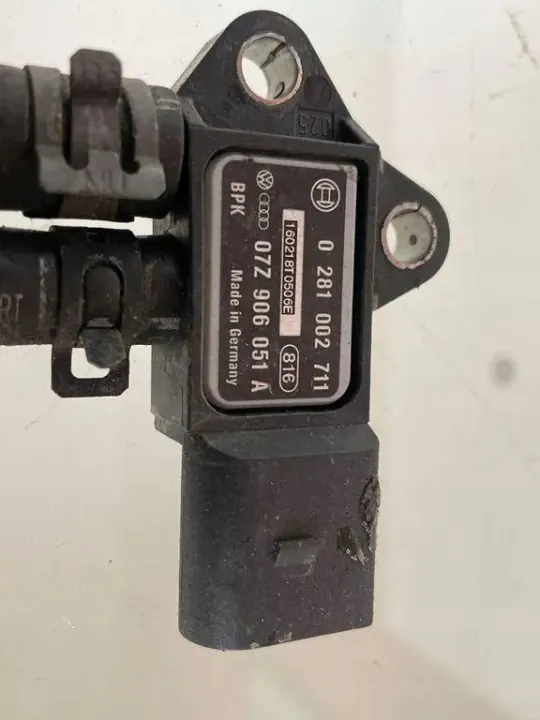 Sensor de pressão DPF OEM 07Z906051A para Audi A4 2.7L image 2