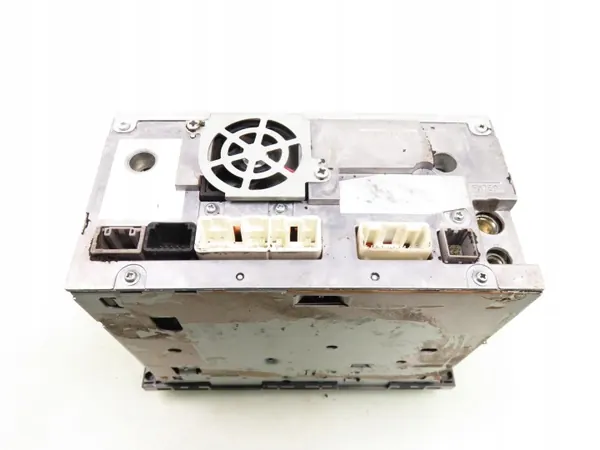 Radio Toyota Avensis II OEM 0866200910 - Usado image 3