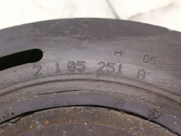 Renault krukaspoelie OEM 2105251A - Gebruikt image 3