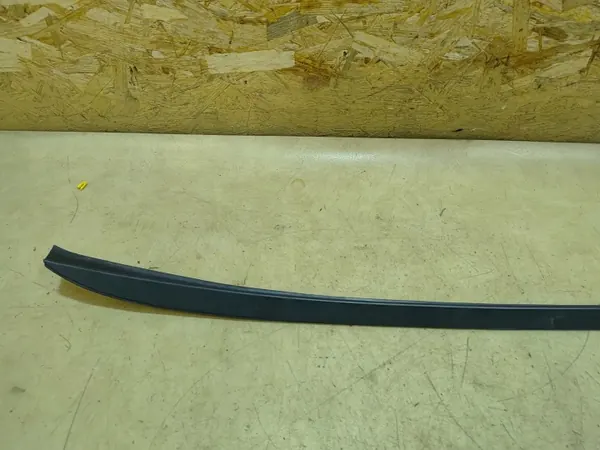 Ford Focus MK3 linke Windschutzscheibenleiste OEM image 3