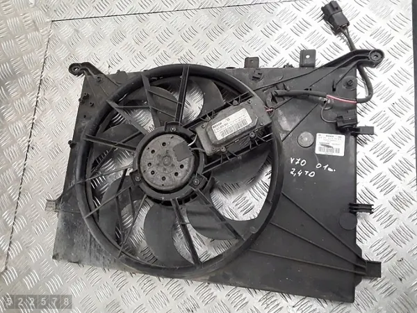 Kylarfläkt Volvo V70 OEM 8649634 med diffusor image 2