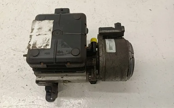 Pompe de suspension hydro OEM 9654068680 pour Citroen C5 III image 2