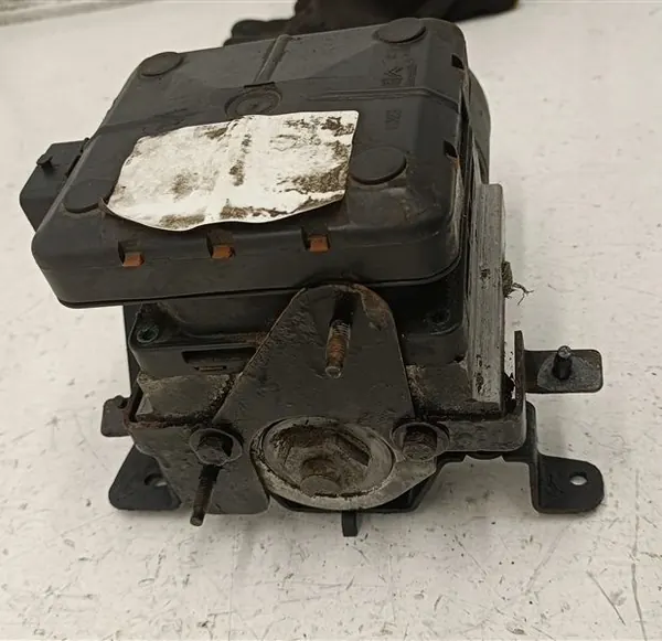 Pompe de suspension hydro OEM 9654068680 pour Citroen C5 III image 3