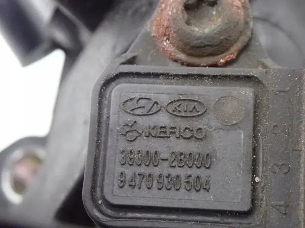 Colector de admisión OEM Hyundai i20 1.25i G4LA image 10