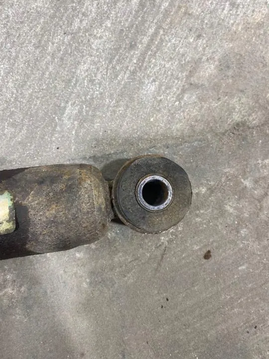 Ammortizzatore posteriore sinistro Dodge RAM 1500 IV 52855791AC image 3