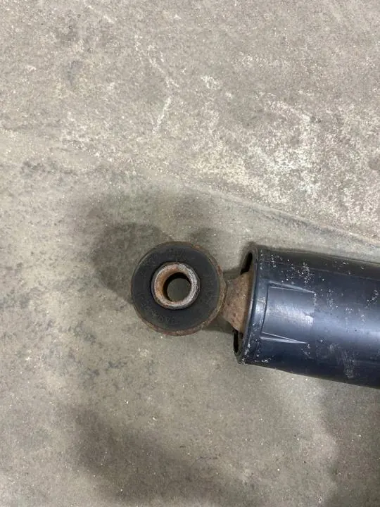 Ammortizzatore posteriore sinistro Dodge RAM 1500 IV 52855791AC image 6