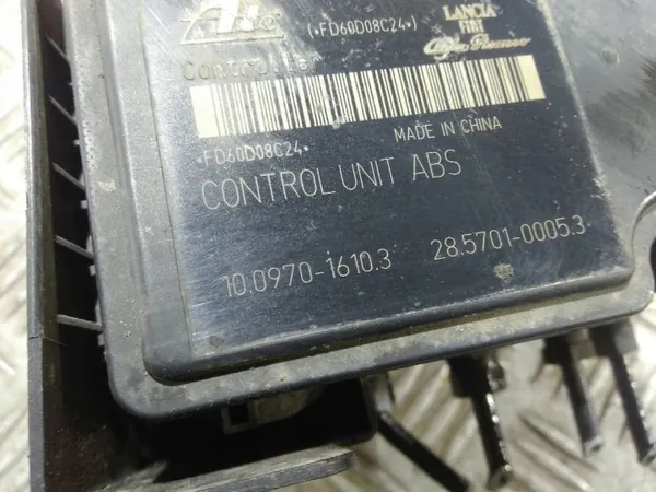 Pompe ABS OEM 10.0970-1610.3 pour Fiat Doblo 2 image 3