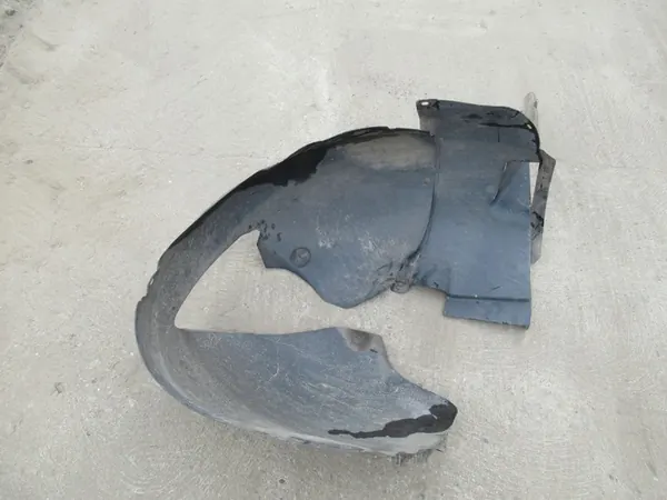 Right Front Wheel Arch VW Passat B6 image 4