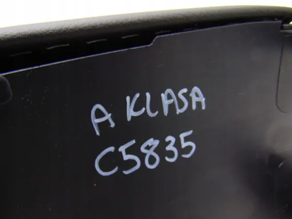 OEM 18386484075 Accoudoir central cuir noir Mercedes Classe A image 5