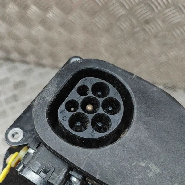 Câble de charge batterie Audi E-Tron OEM 4KE915651 image 6