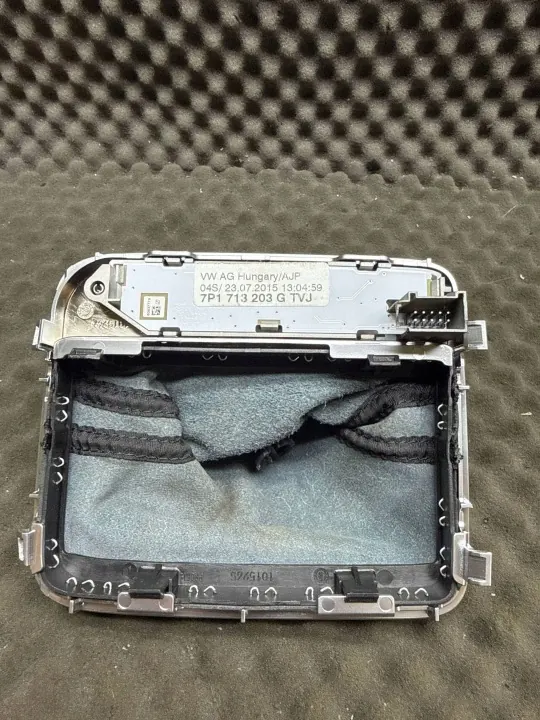 Schalthebelrahmen OEM 7P1713203G Volkswagen image 4