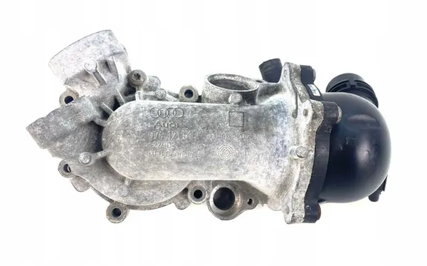 Kylvätske-regulatorhus AUDI A6 A7 A8 4.0 TFSI 079121115AQ image 2