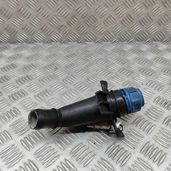 Bouchon bleu réservoir Mercedes-Benz Vito Tourer (W447) A4474700426 image 3