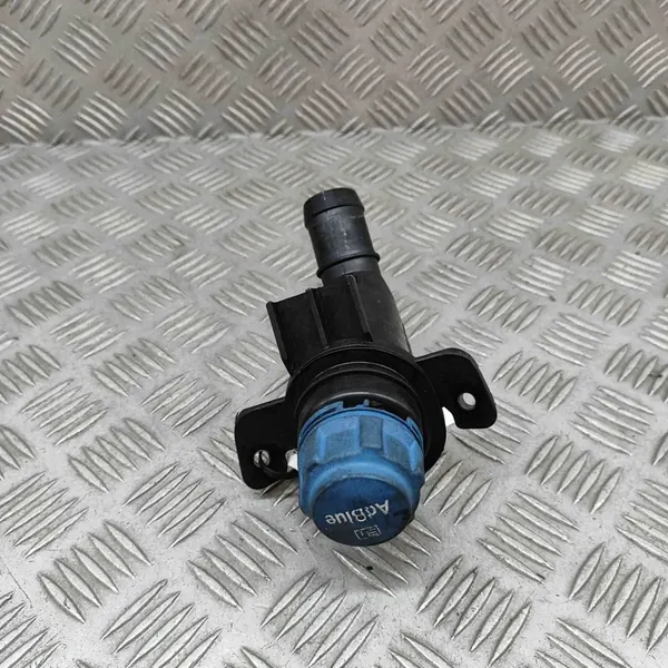 Bouchon bleu réservoir Mercedes-Benz Vito Tourer (W447) A4474700426 image 4