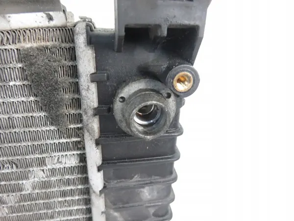 Radiador de Agua Audi A6 C6 2.0 TDI TFSI 4F0121251R image 6