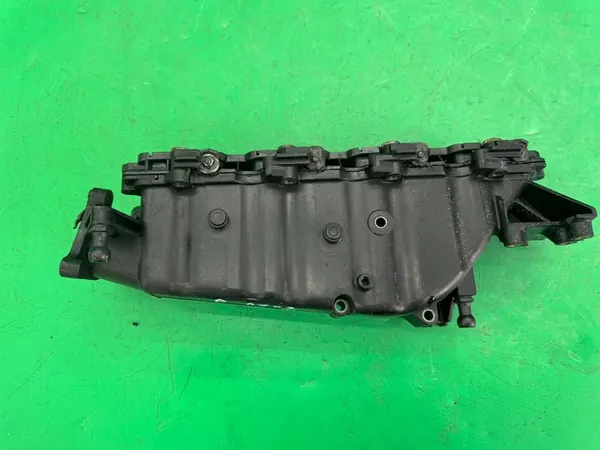 Coletor de admissão direito sem aletas Audi A8 D3 4.0 TDI image 10