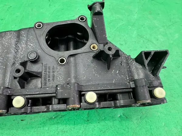 Coletor de admissão direito sem aletas Audi A8 D3 4.0 TDI image 8