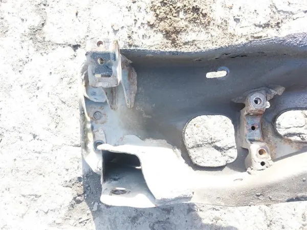 Framhjulsbalk OEM SUBARU FORESTER 97-02 R Begagnad image 3