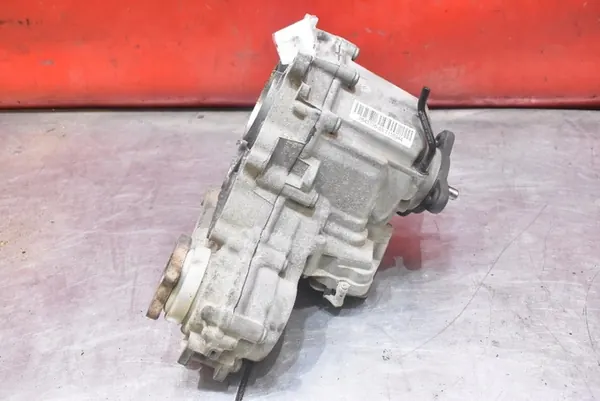 Manuelles Getriebe-Reduzierstück BMW X1 E84 2.0 D 7643755 image 5