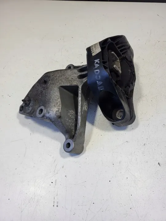 Renault OE 113751860R Motorfäste - Begagnad image 5
