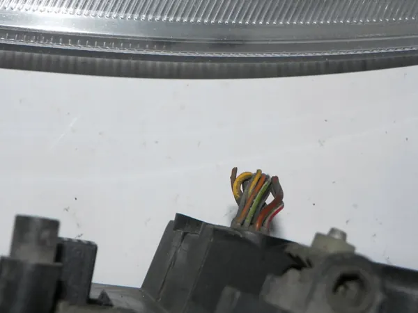 Xenon Ajovalot Vasen Ford Mondeo MK3 OEM image 4