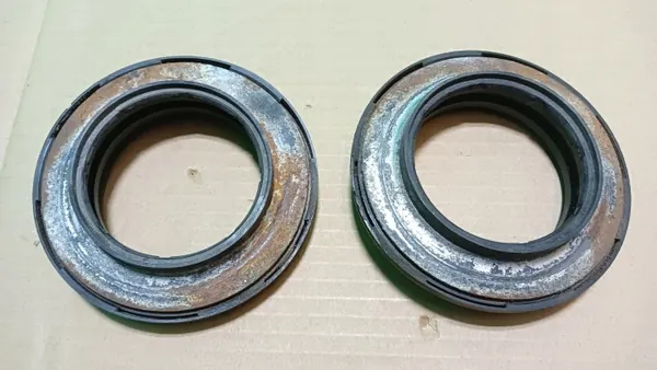 Schraubenfeder OEM 5Q0411105GJ - Gebrauchtes Audi OE Teil image 5