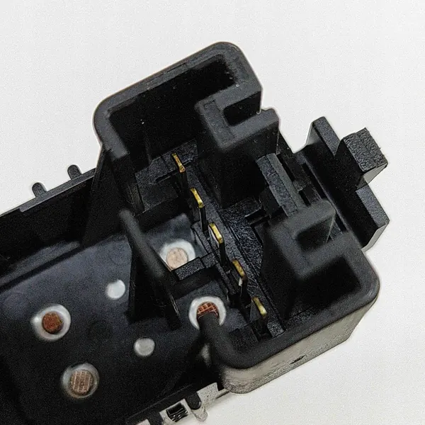 Isuzu D-Max 2014 Linker Achterraam Schakelaar image 6