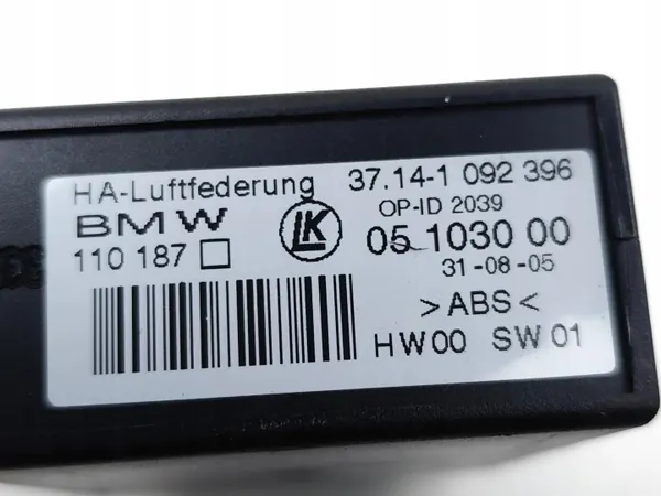 BMW X5 Luftfederungssteuergerät OEM 1092396 image 7