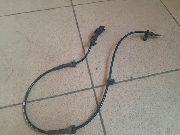 Tesla ABS-sensor OEM 1027761-00-B Voor Links/Rechts image 2