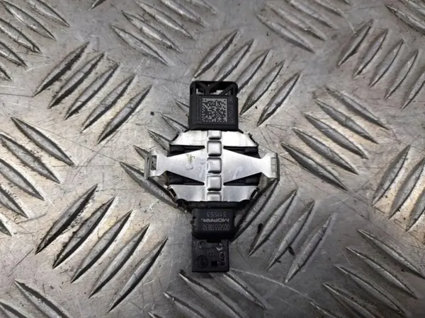 Alfa Romeo Sadeanturi OEM 00505511830 - Käytetty image 3