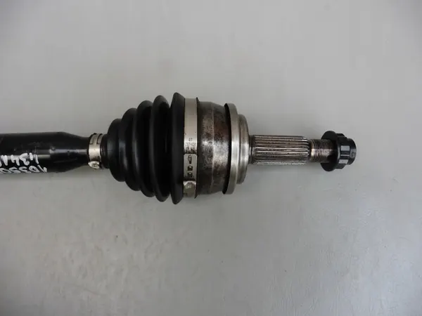 Framre höger halvaxel Toyota Corolla E21 1.8 Hybrid image 2
