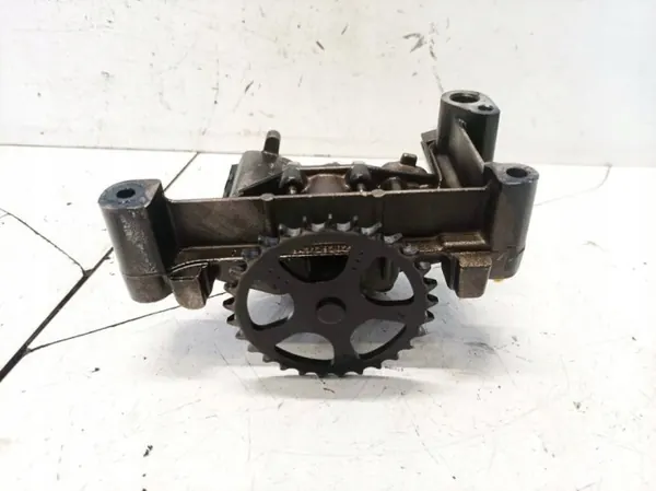 Öljypumppu Hyundai Lantra OEM 7941103100 1997 1.9L image 2