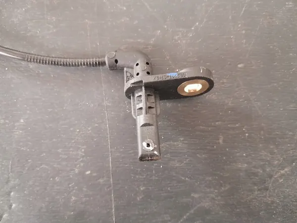 SENSOR ABS DIANTEIRO DIREITO TOYOTA COROLLA E21 OEM 89542-02170 image 2