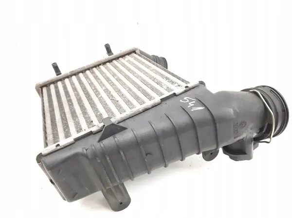 Intercooler 2003 Volkswagen PASSAT B5.5 8D0145805D image 5