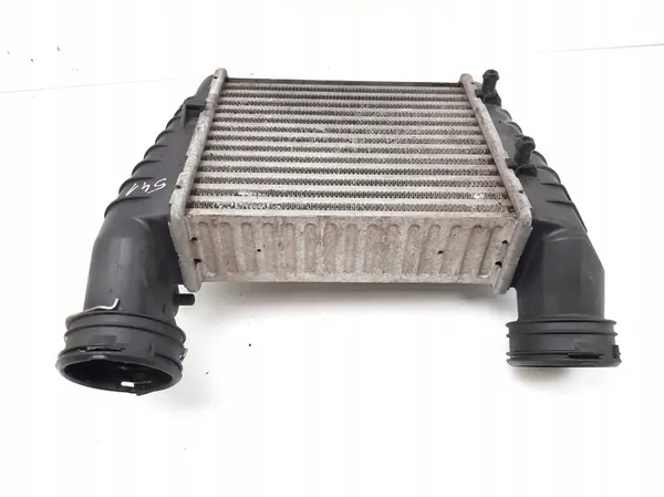 Intercooler 2003 Volkswagen PASSAT B5.5 8D0145805D image 7