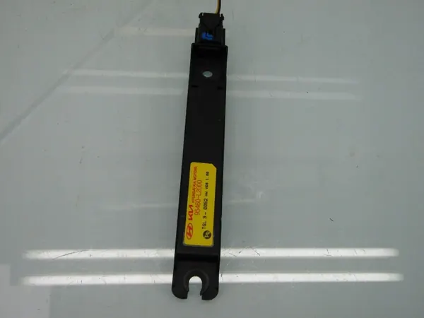 Amplificateur d'antenne sans clé Kia OEM 95460-L2000 image 3