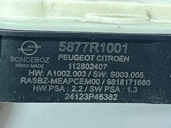 Volet de ventilation Opel Grandland X OEM 5877R1001 image 4