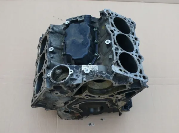 Motorblock OEM 06C103019S für Audi 3.0 V6 ASN image 2