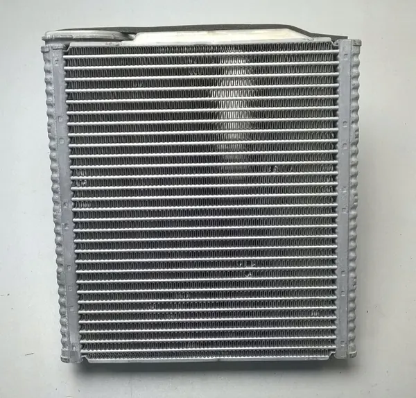 Kia Niro AC Förångare OEM 97139-G5001 - Begagnad image 3