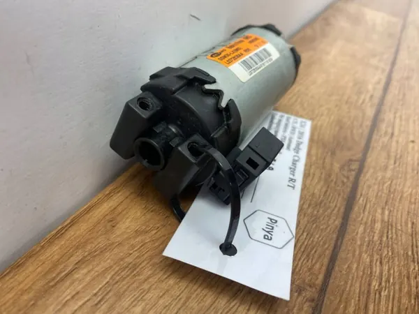 Sitzmotor OEM L0372838AAPINYA für Dodge Charger 2015+ image 5