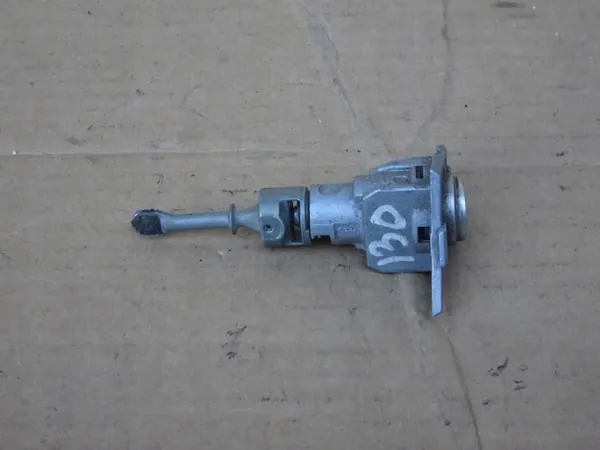 OEM Marwoj881..82 vänster dörrlåsinsats för Hyundai i30 II image 4