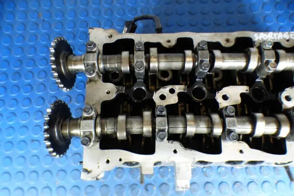 Culasse Kia OE OEM 22111-2A200 Occasion image 4