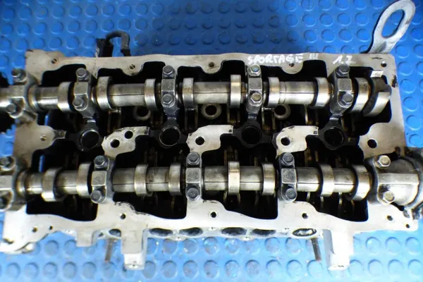 Culasse Kia OE OEM 22111-2A200 Occasion image 5