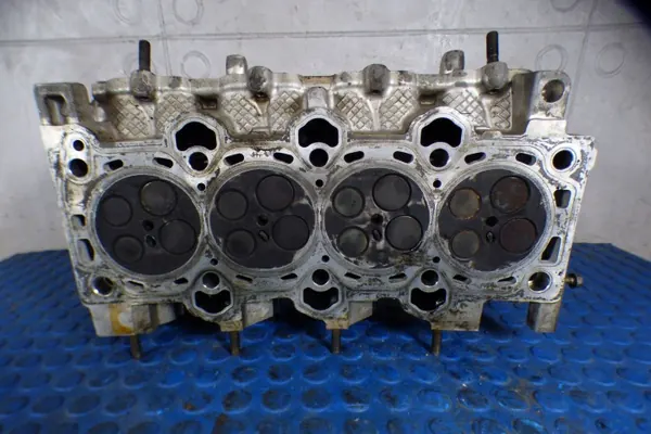 Culasse Kia OE OEM 22111-2A200 Occasion image 7