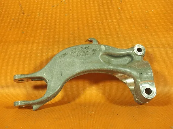 Audi A6 4K Stoßdämpferhalter OEM 4m0413038 image 2