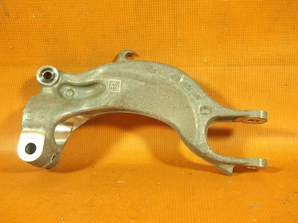 Audi A6 4K Stoßdämpferhalter OEM 4m0413038 image 6