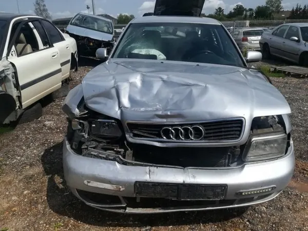 Colector de escape OEM 059253033c Audi A4 2.5L image 5