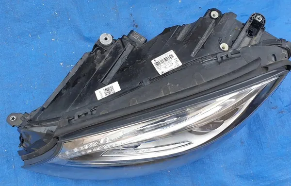 Linker LED-koplamp MERCEDES S-Klasse W222 OEM A2229061704 image 2