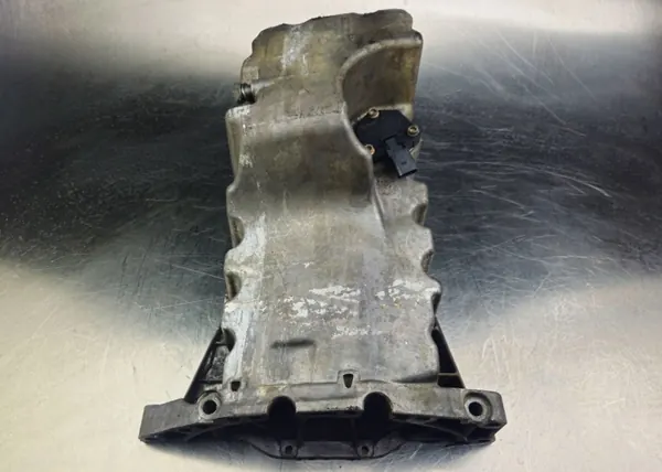 Cárter de óleo Audi A4 B8 OEM 03L103603D/K 04L907660A image 3