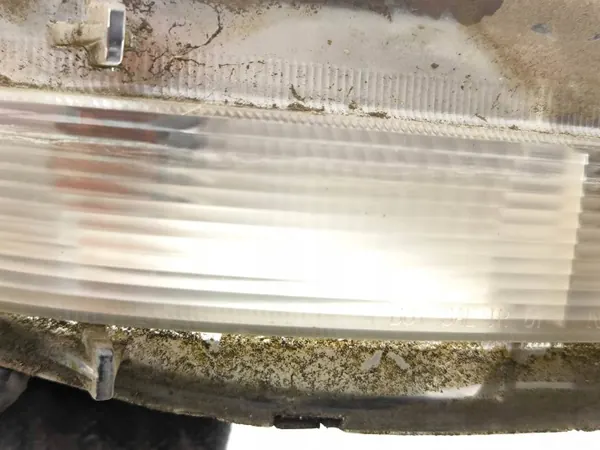 Nissan 350Z 2004 Heckstoßstangenleuchte OEM AMD191199 image 4